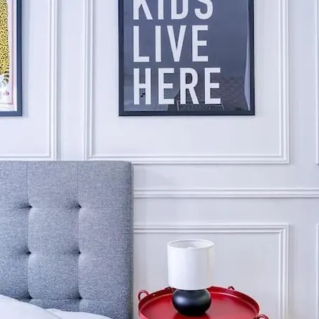 Apartment 3 People Voltaire-saint Ambroise Paris